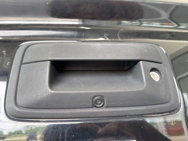 Used 2015 Chevrolet Silverado 3500 High Country image 8