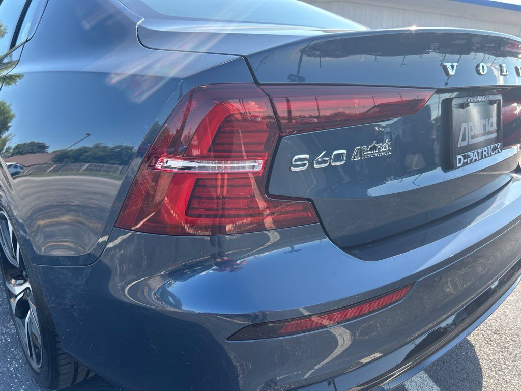 Used 2024 Volvo S60 B5 Plus FWD image 9