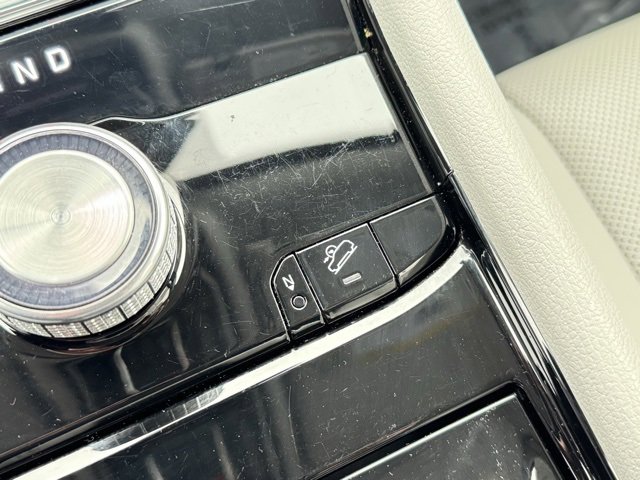 Used 2021 Jeep Grand Cherokee L Overland w/ Luxury Tech Group IV image 22