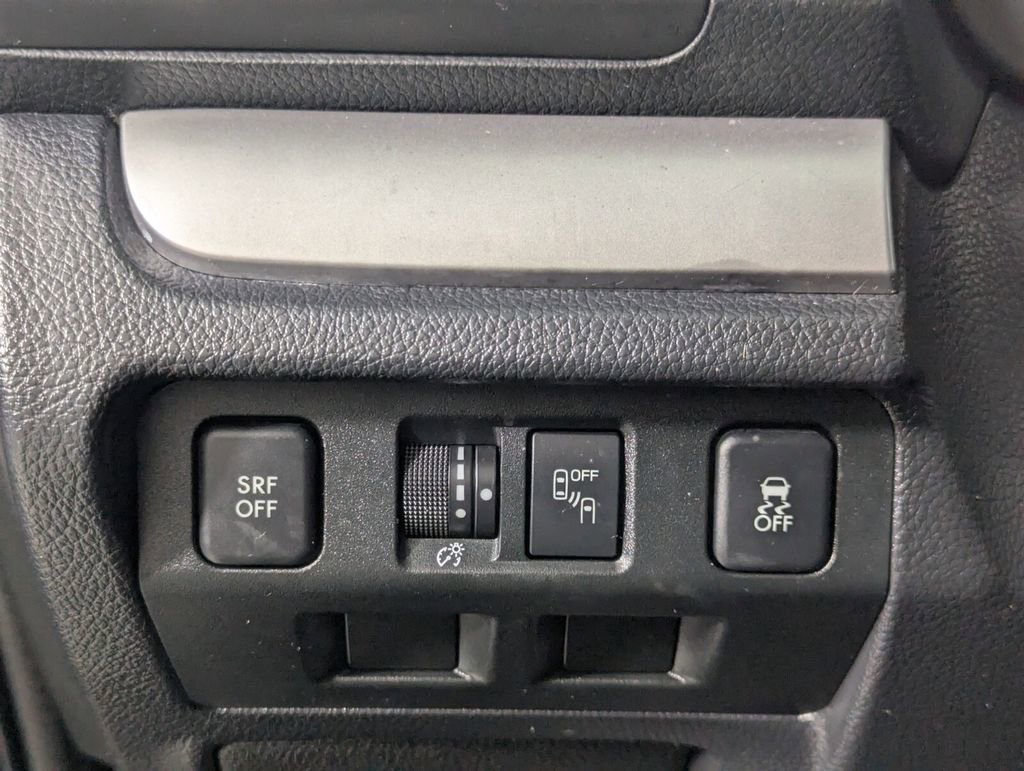 Used 2017 Subaru Forester 2.5i Premium AWD/4WD image 13