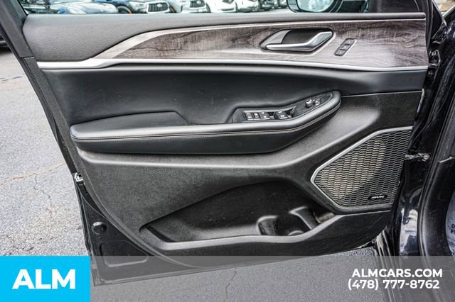 Used 2024 Jeep Grand Cherokee Limited 4xe image 48