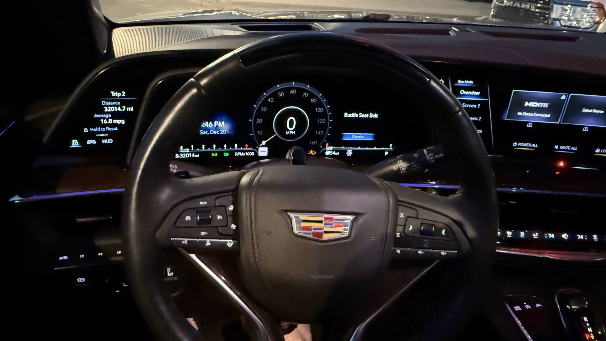 Used 2024 Cadillac Escalade ESV Premium Luxury Platinum w/ Heavy-Duty Trailer Package image 29