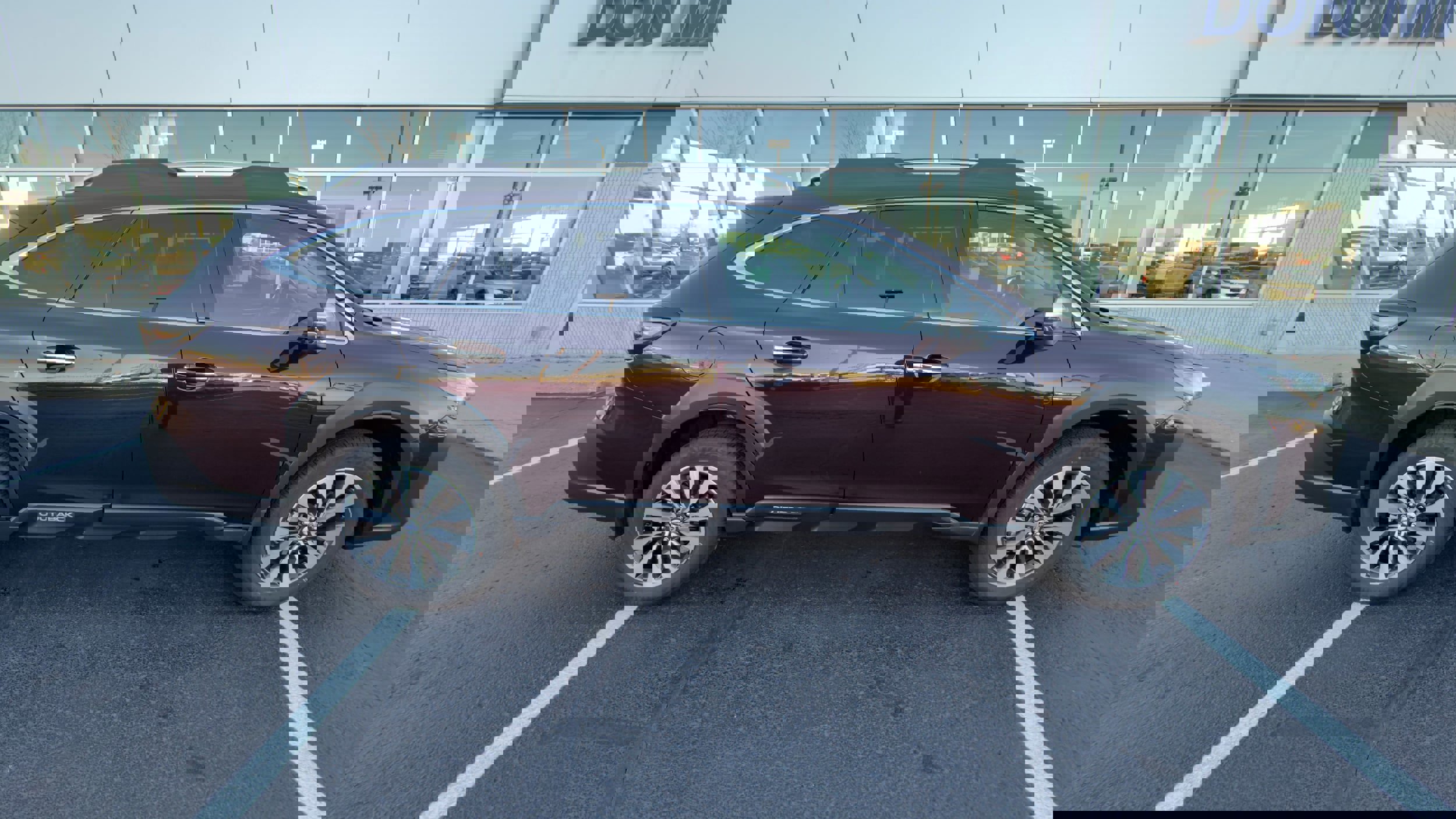 Used 2025 Subaru Outback Touring image 2