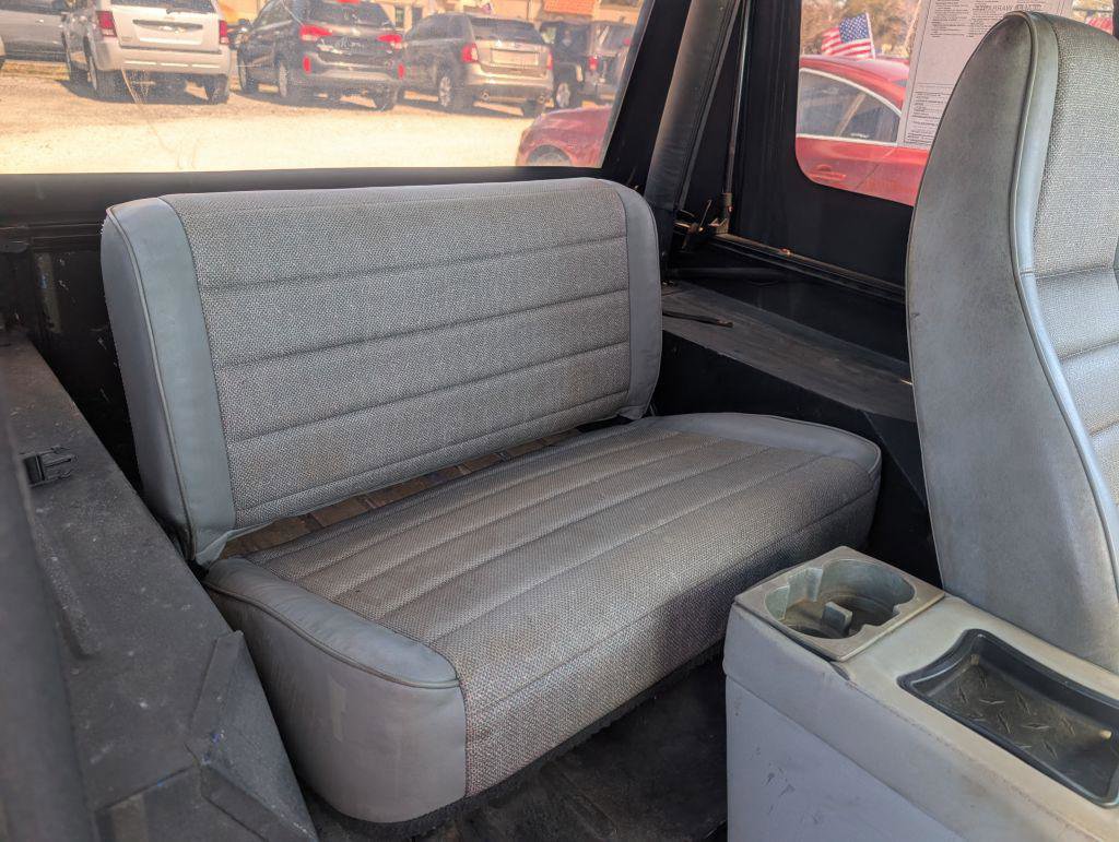 Used 1994 Jeep Wrangler S AWD/4WD image 11