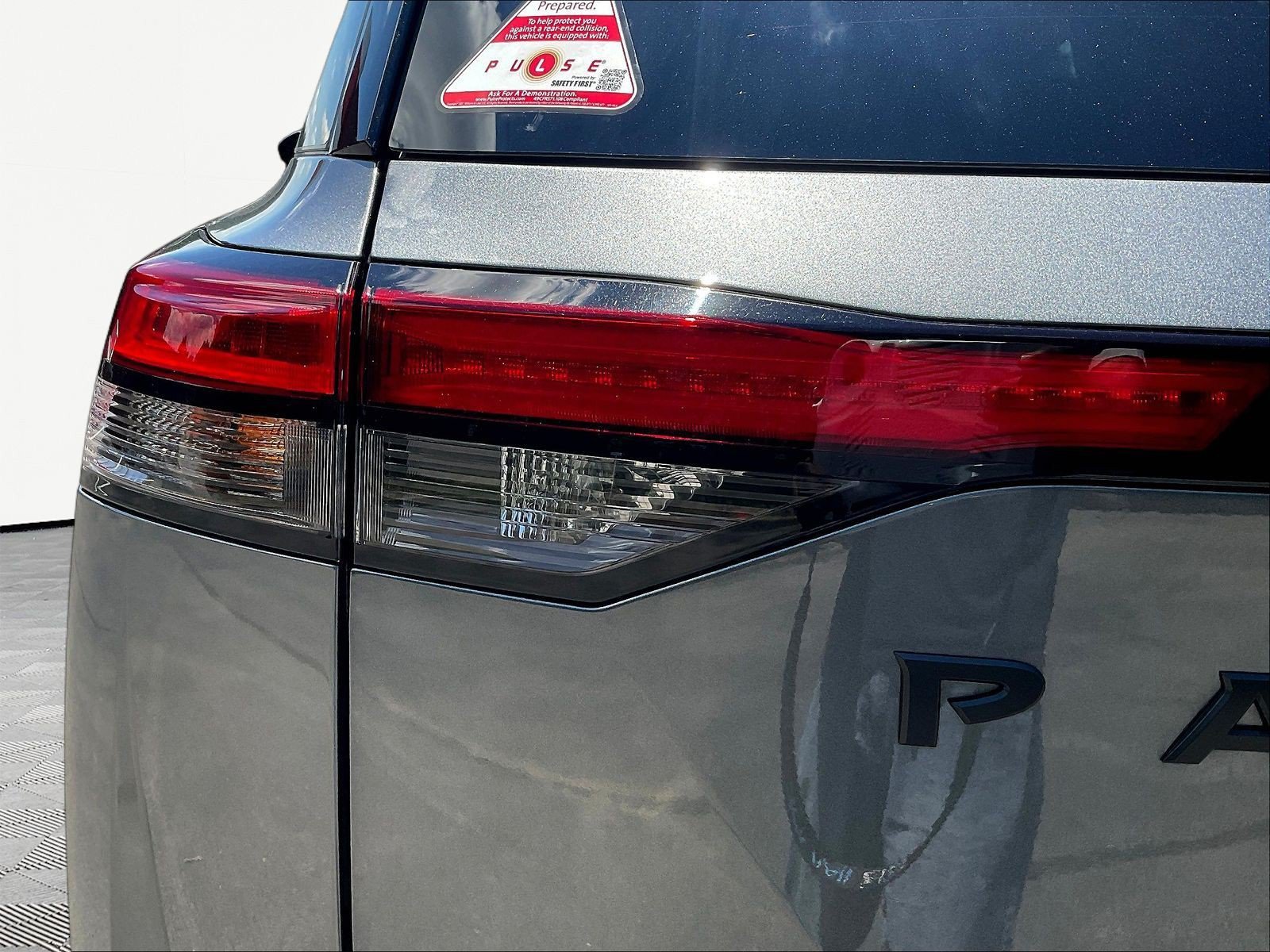 Used 2025 Nissan Pathfinder Rock Creek AWD/4WD image 23