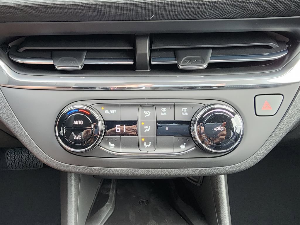 New 2026 Buick Envista Preferred FWD image 26