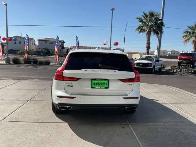 Used 2021 Volvo V60 T5 Cross Country w/ Advanced Package image 8