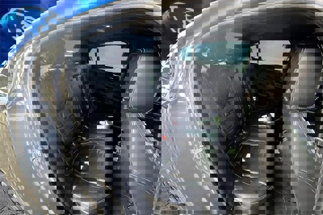 Used 2018 Jaguar XE S image 26