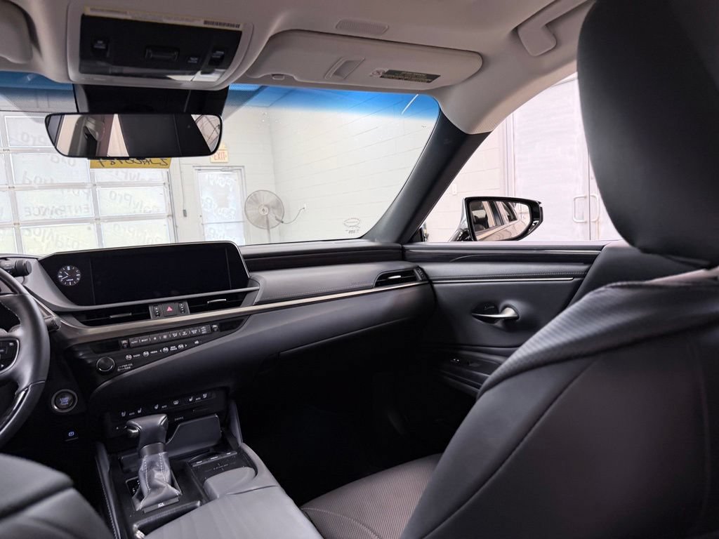 Used 2019 Lexus ES 350 w/ Accessory Package 2 FWD image 27