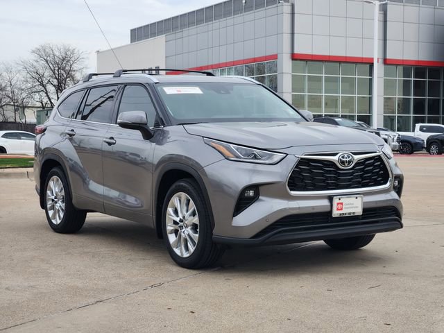 Used 2026 Toyota Highlander Limited video 2