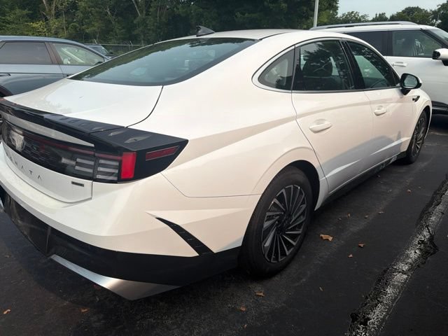 Certified 2025 Hyundai Sonata SEL FWD image 8