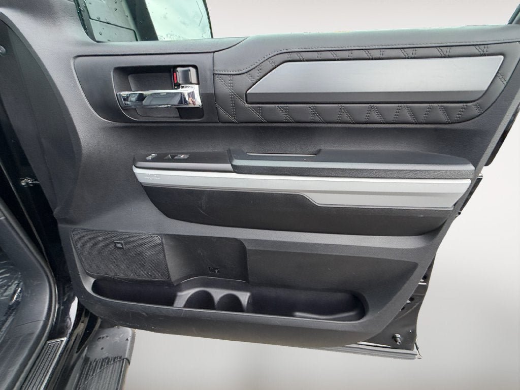Used 2021 Toyota Tundra Platinum AWD/4WD image 25