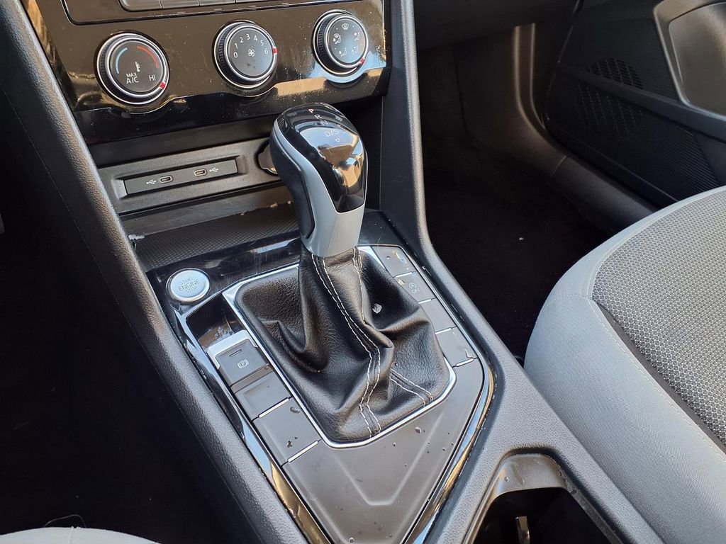 Used 2024 Volkswagen Taos S image 11