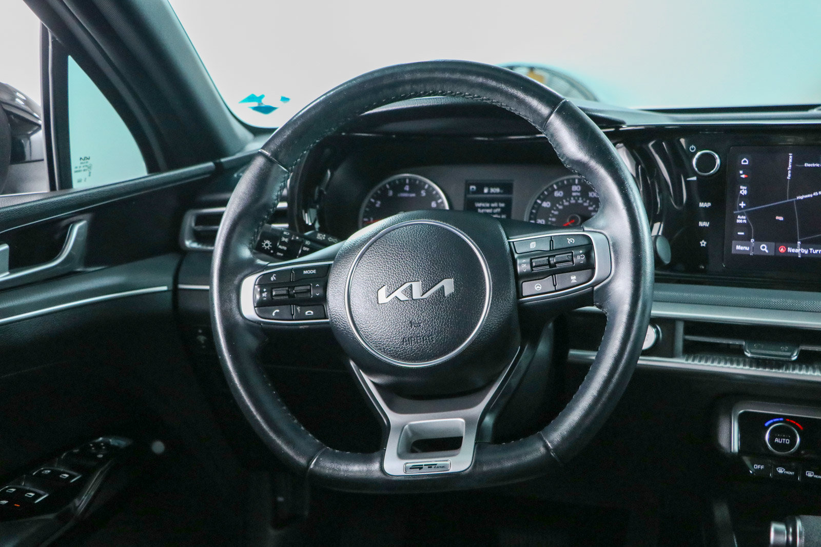 Used 2024 Kia K5 GT-Line w/ GT-Line Premium Package AWD/4WD image 12