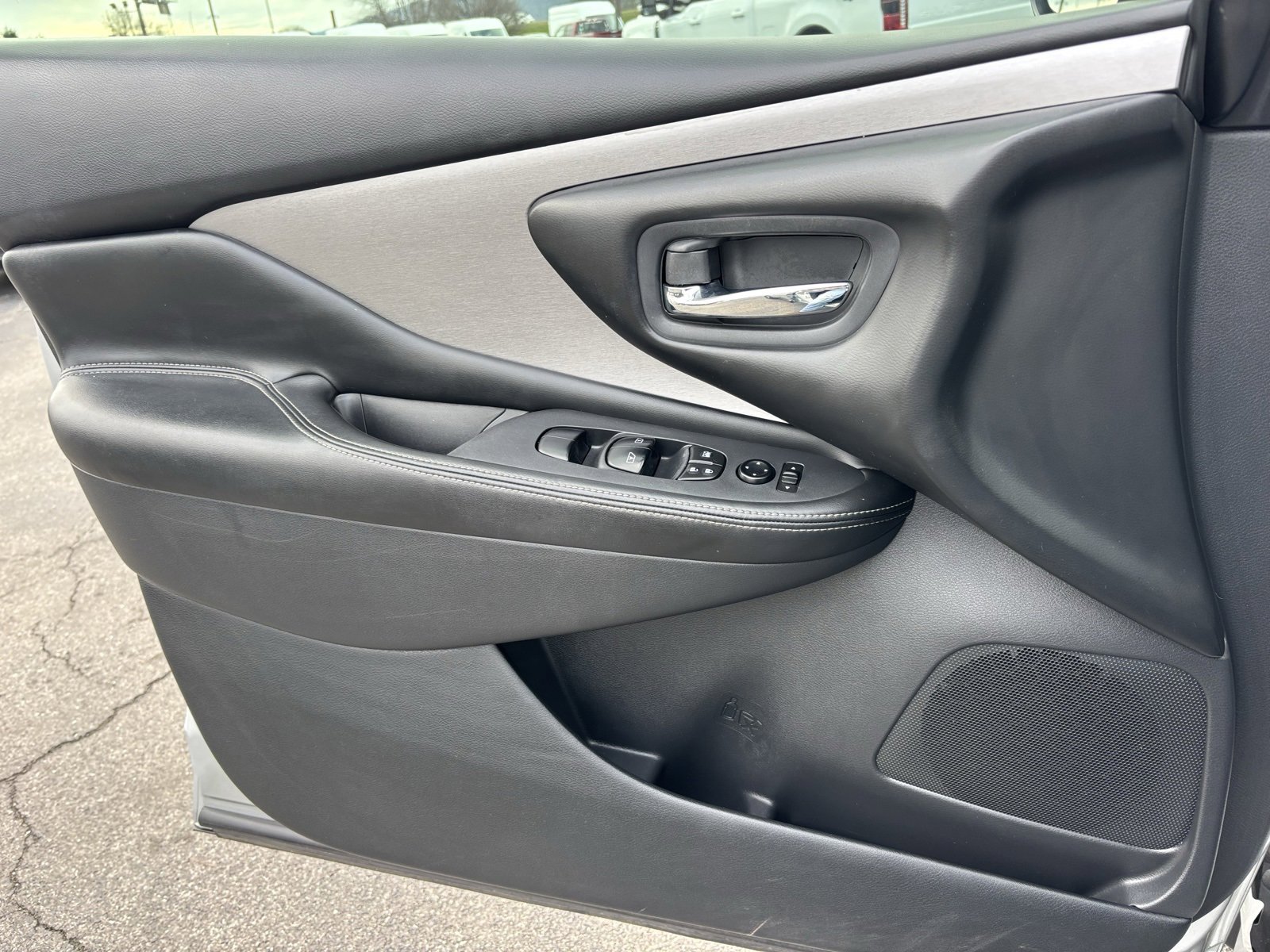 Used 2020 Nissan Murano S w/ Technology Package image 16