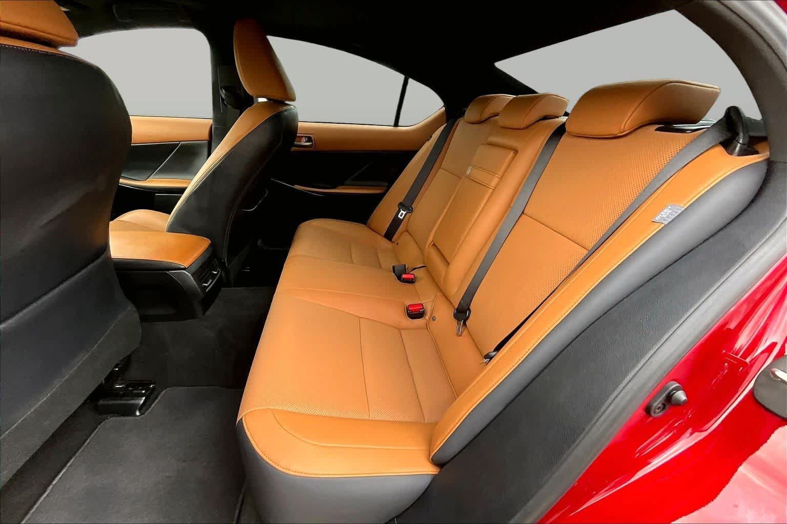 Used 2024 Lexus IS 350 F Sport RWD image 21