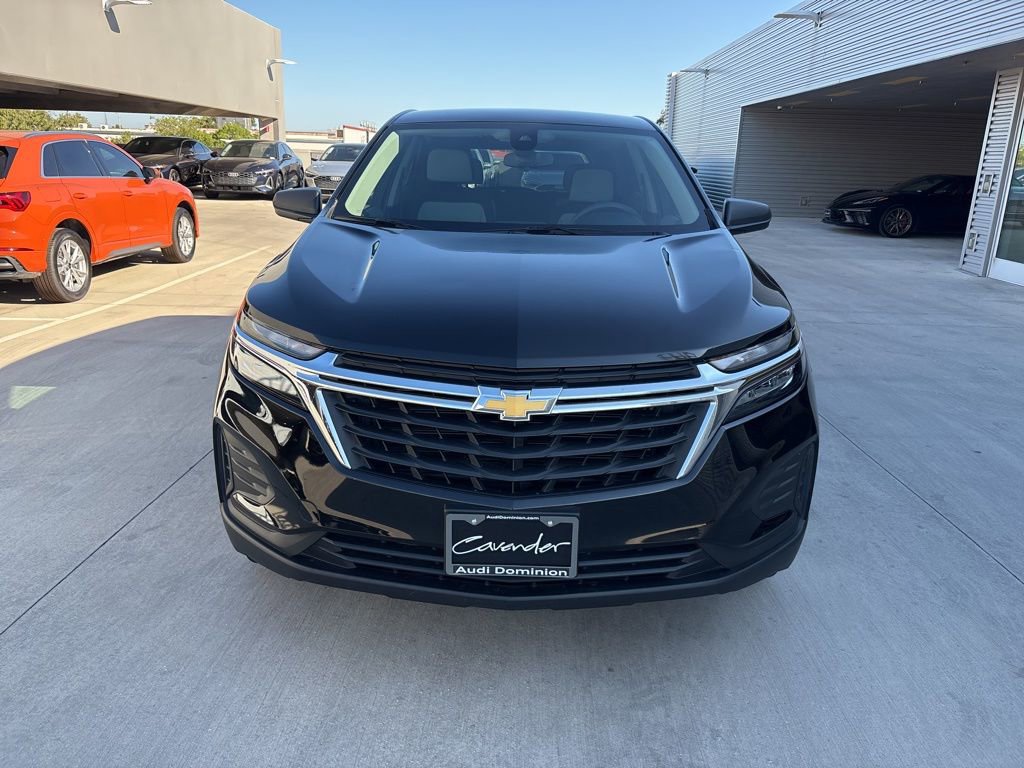 Used 2024 Chevrolet Equinox LS w/ LS Convenience Package image 2