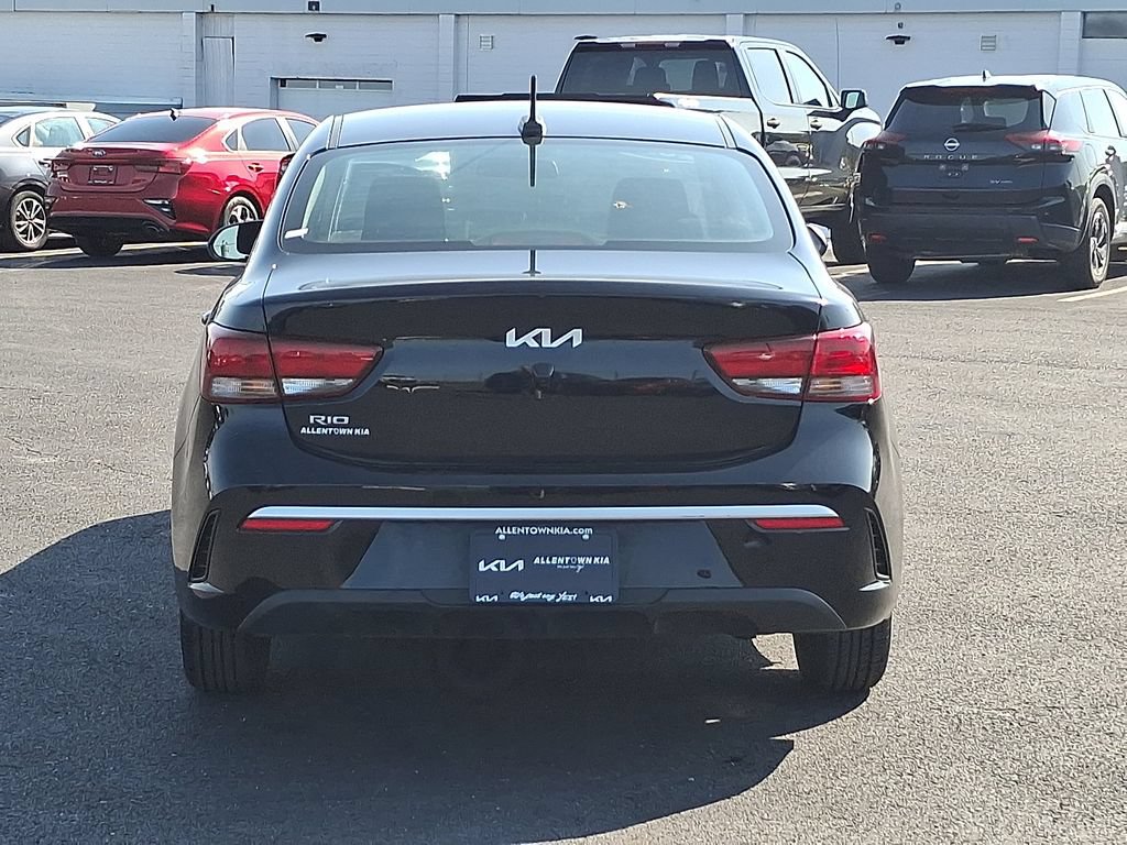 Used 2023 Kia Rio LX FWD image 5