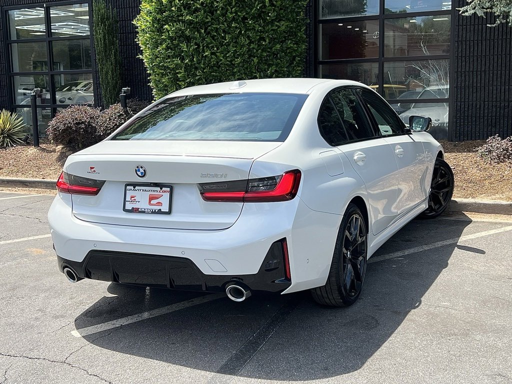 Used 2025 BMW 330i Sedan w/ M Sport Package image 12