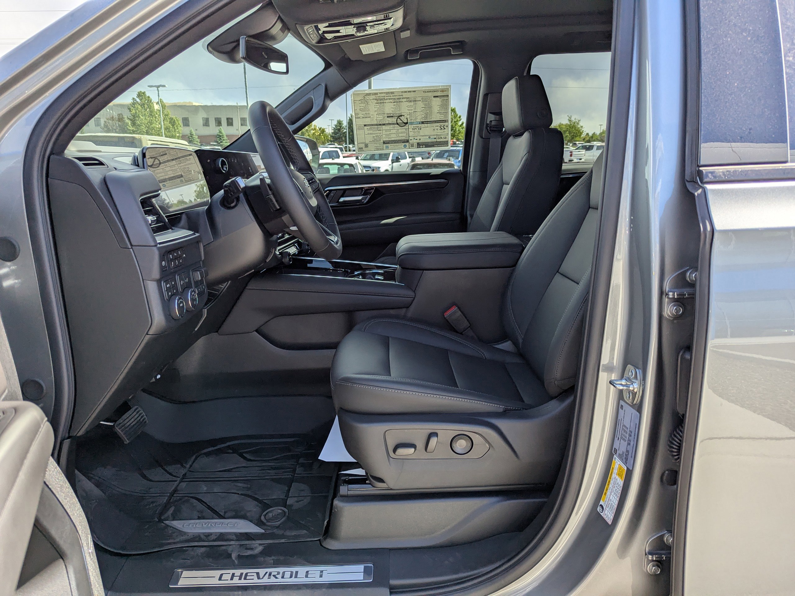 New 2026 Chevrolet Tahoe Z71 w/ Comfort Package AWD/4WD image 10