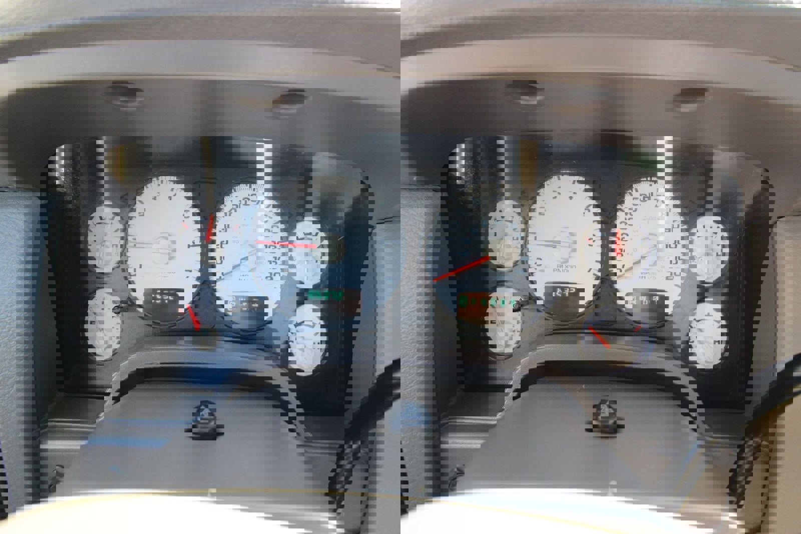 Used 2004 Dodge Ram 1500 Truck SLT w/ Big Horn Quad Cab Value Group image 13