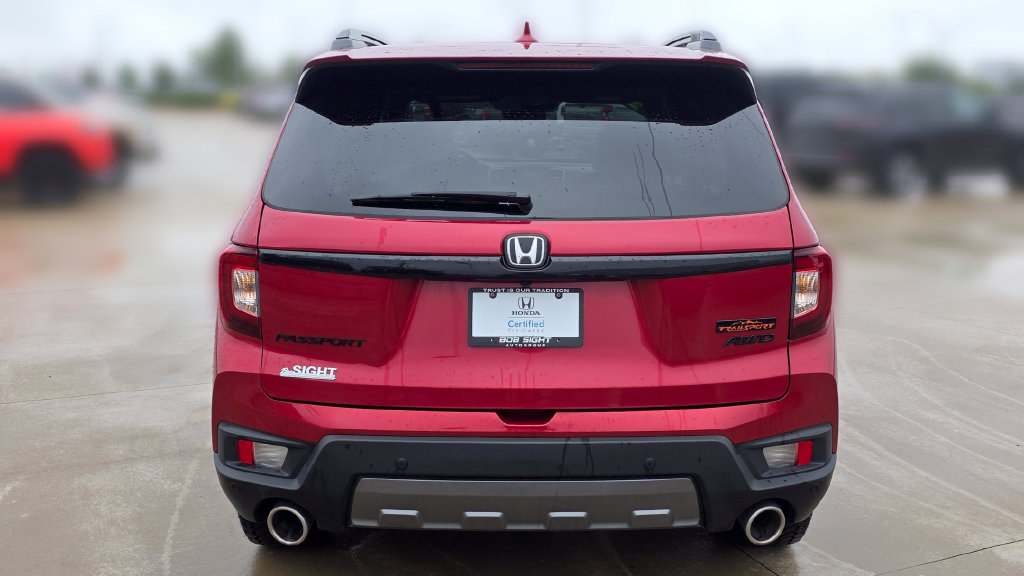 Used 2025 Honda Passport TrailSport image 4