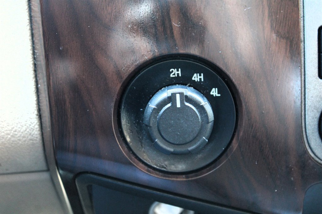 Used 2012 Ford F450 Lariat w/ Lariat Ultimate Pkg image 35