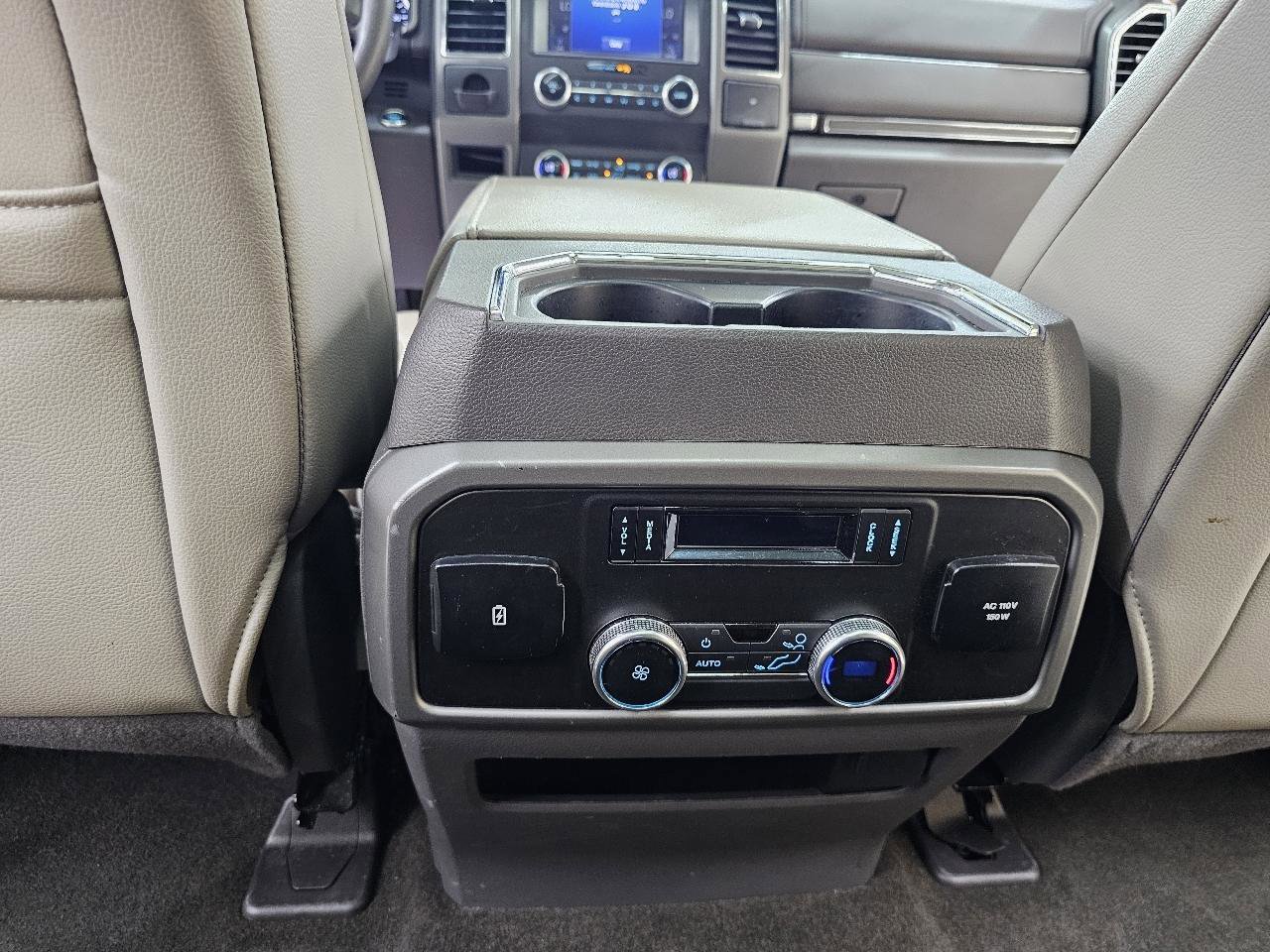 Used 2020 Ford Expedition XLT w/ Equipment Group 202A RWD image 29