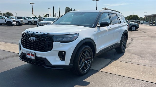 New 2025 Ford Explorer ST-Line