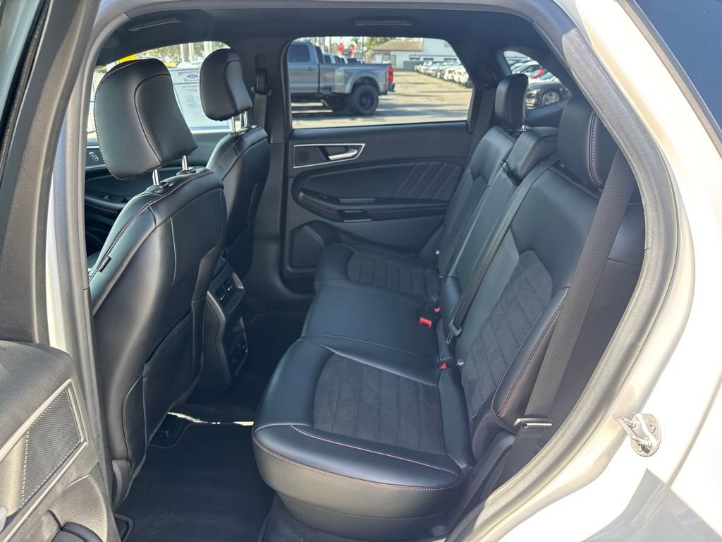 Used 2023 Ford Edge ST-Line AWD/4WD image 10