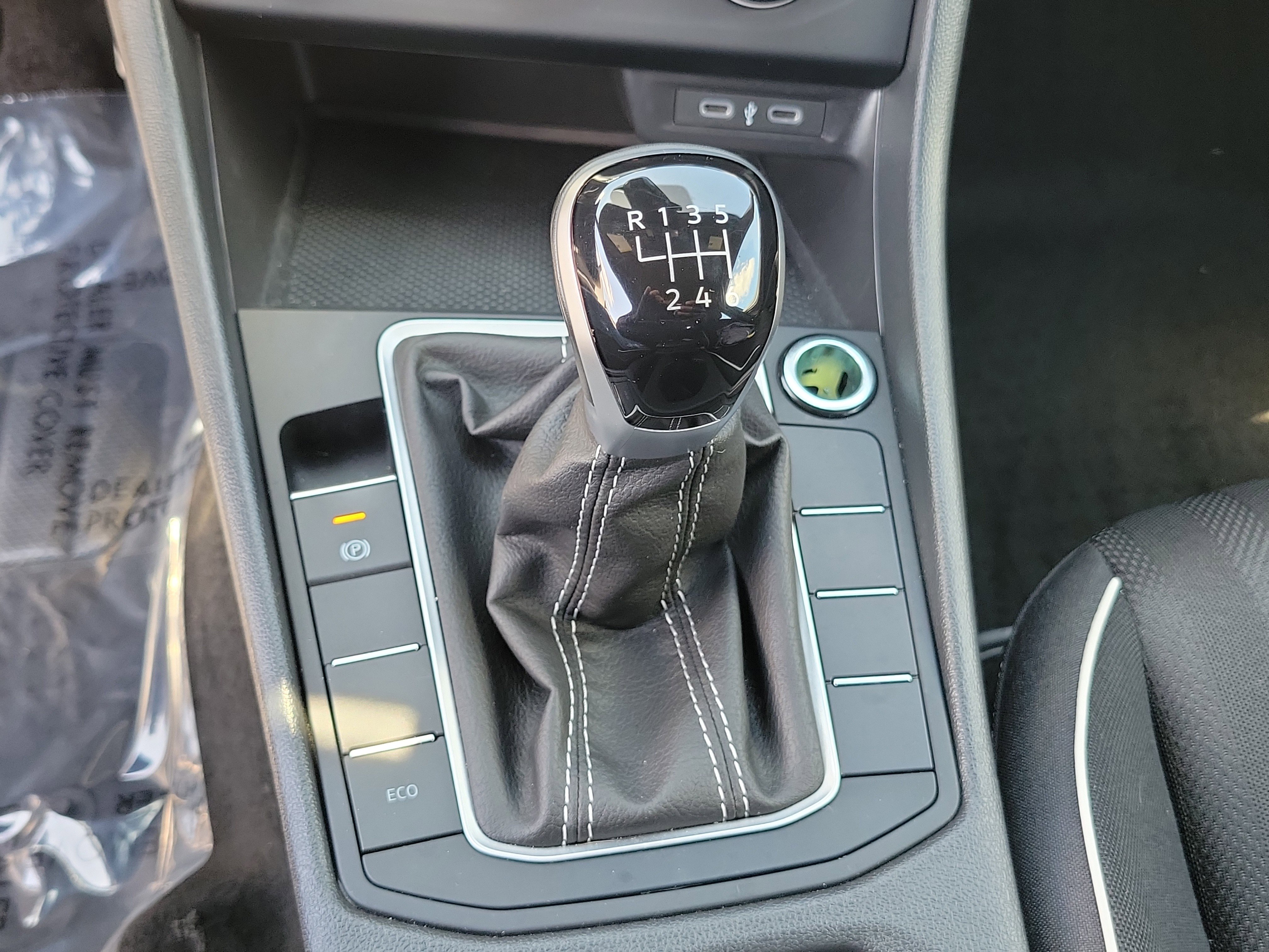 Used 2024 Volkswagen Jetta Sport FWD image 22