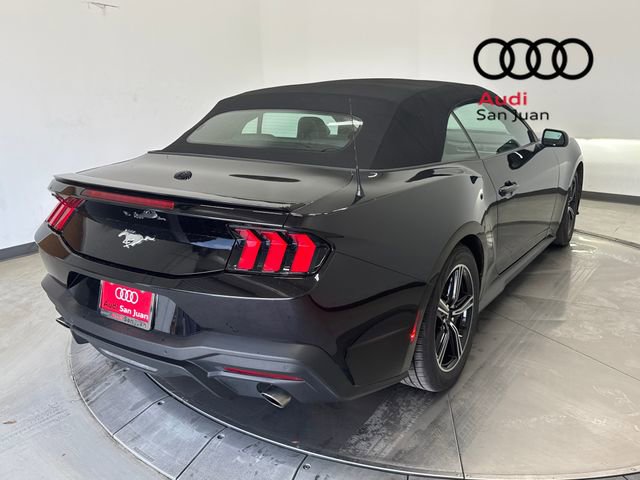 Used 2025 Ford Mustang Premium RWD image 43