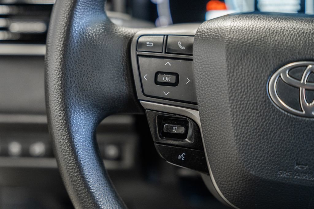 Used 2025 Toyota Camry LE image 26