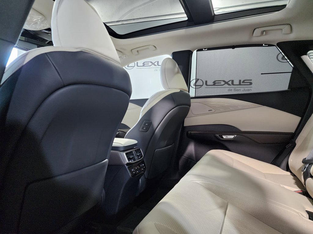 New 2025 Lexus RX 450h AWD w/ Luxury Package image 26