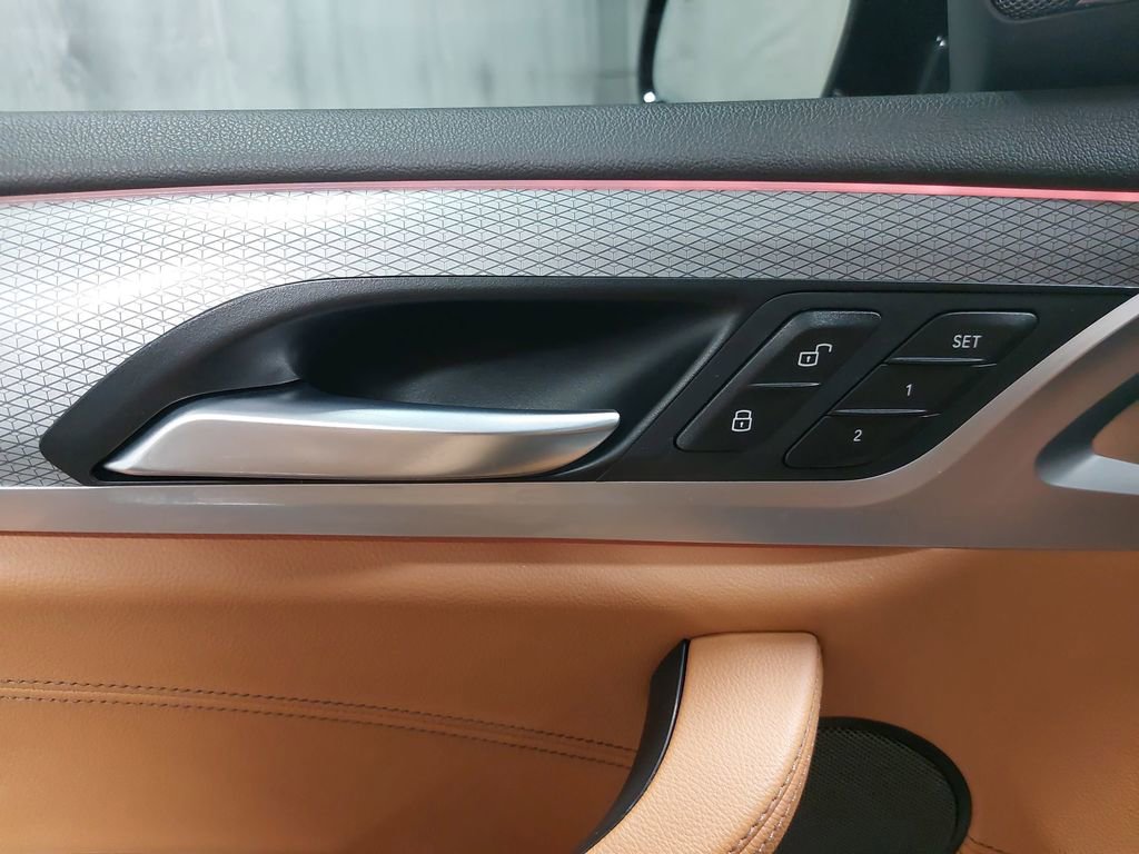 Used 2019 BMW X4 xDrive30i w/ M Sport Package 2 image 29