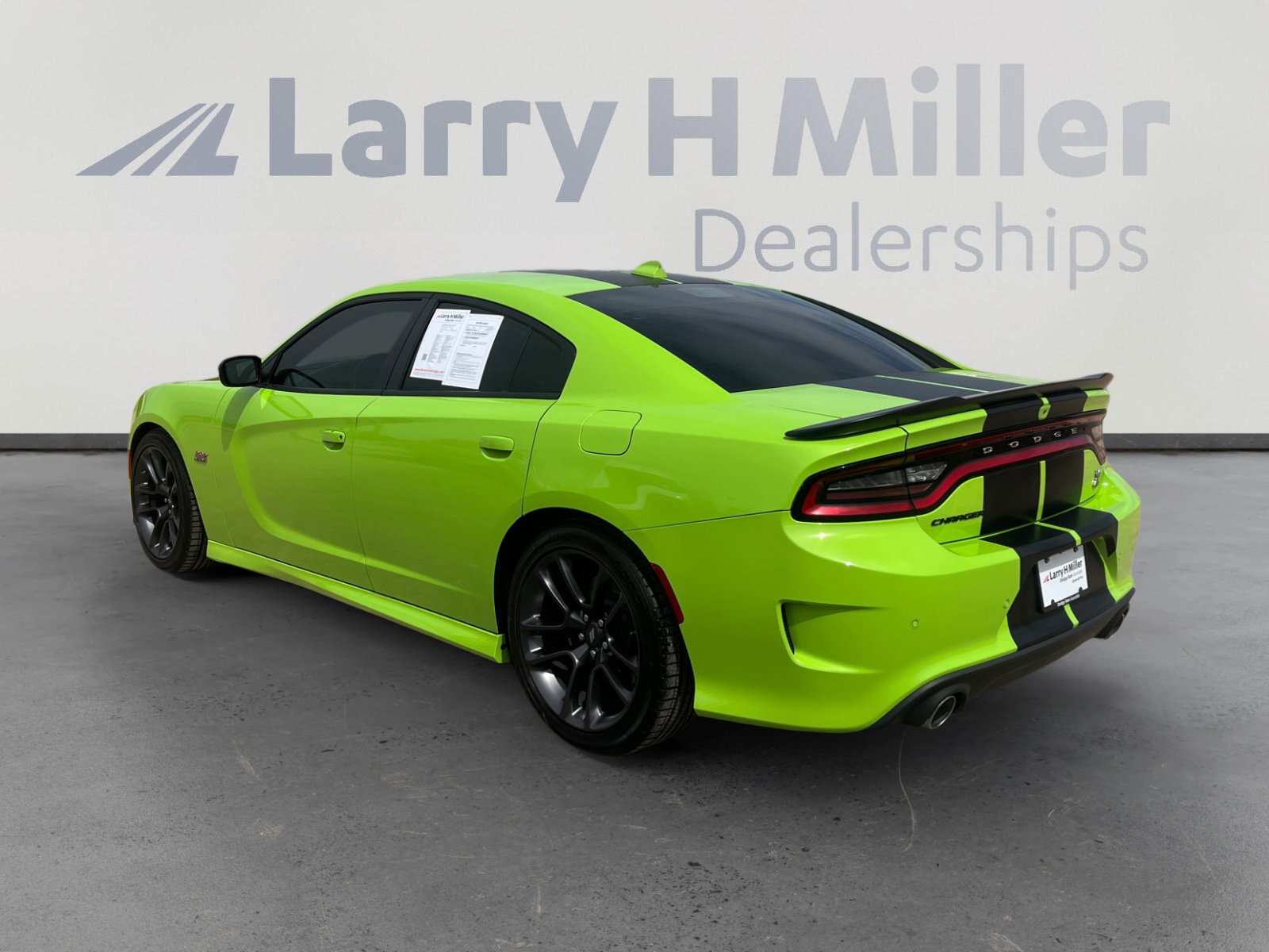 Used 2023 Dodge Charger Scat Pack w/ Plus Group image 3