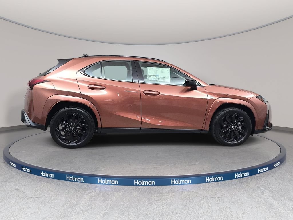 New 2026 Lexus UX 300h AWD w/ Accessory Package (2T) image 4