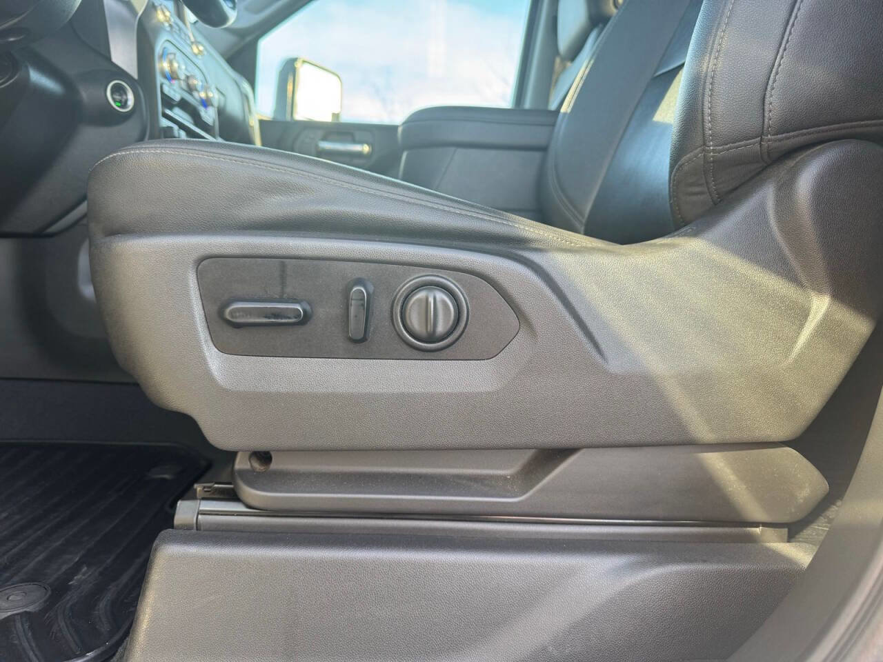 Used 2021 GMC Sierra 2500 SLT image 14