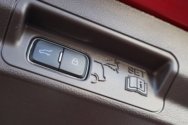 Used 2021 Ford Explorer Platinum w/ Equipment Group 601A image 36