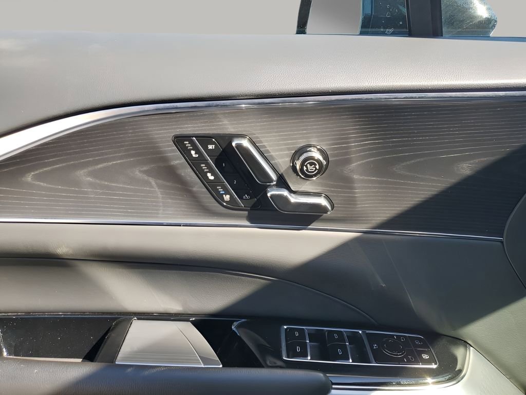 Certified 2024 Cadillac Lyriq Sport image 27