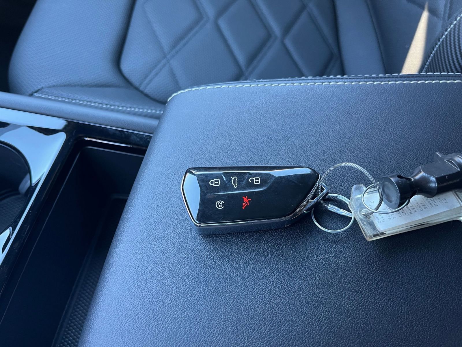 Used 2025 Volkswagen Atlas Cross Sport SE image 20