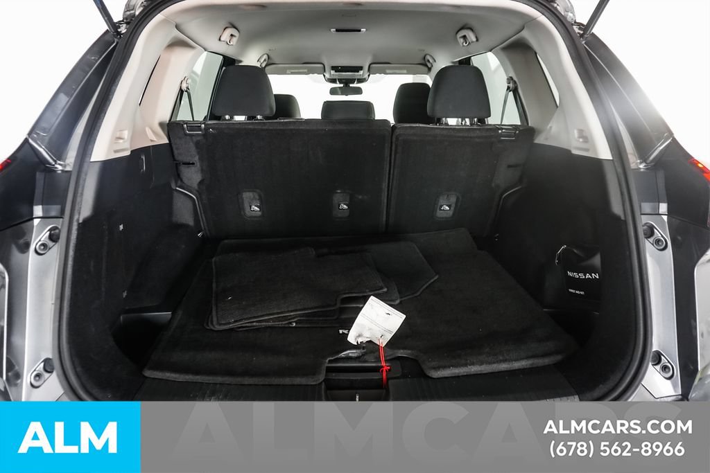 Used 2022 Nissan Rogue SV FWD image 21