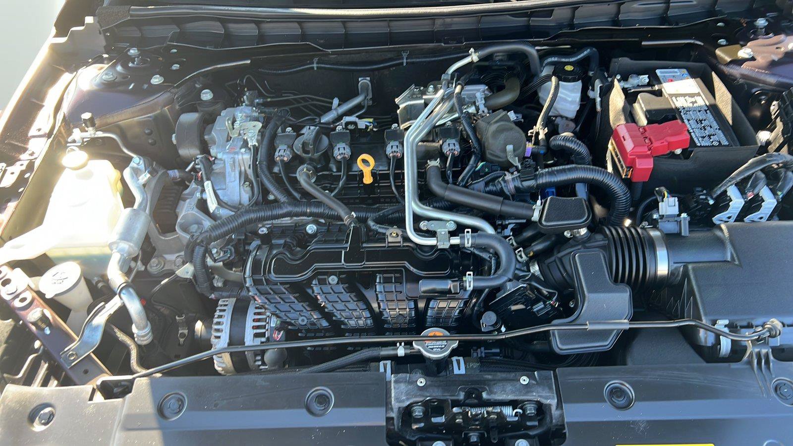 Used 2025 Nissan Altima 2.5 SV FWD image 19