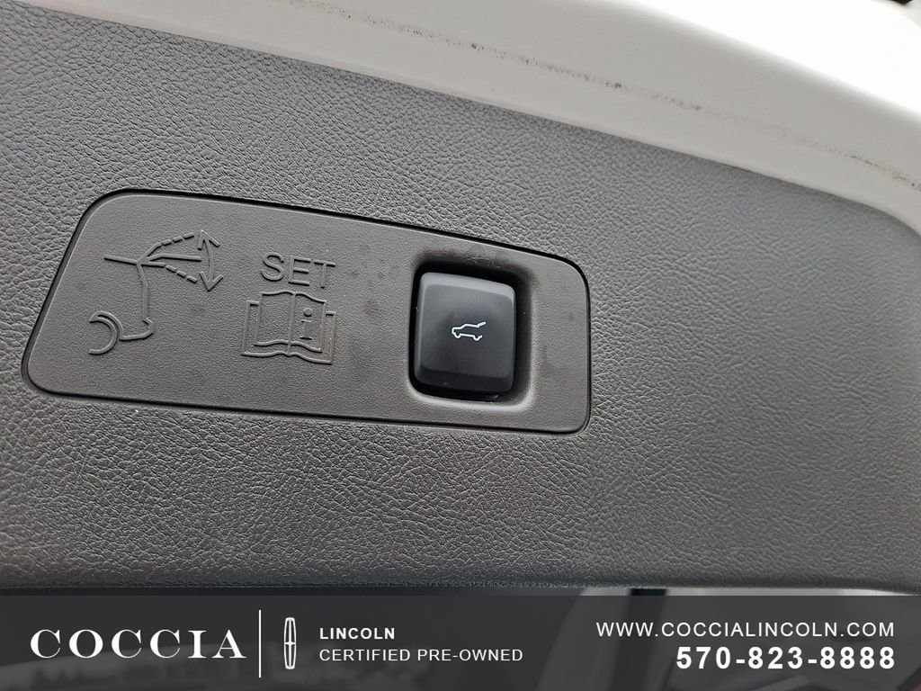 Certified 2021 Lincoln Corsair AWD w/ Equipment Group 101A image 30