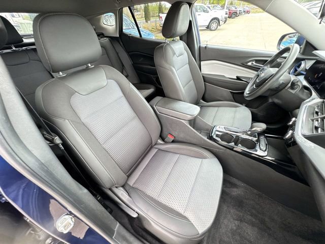Used 2024 Chevrolet Trax LT image 26