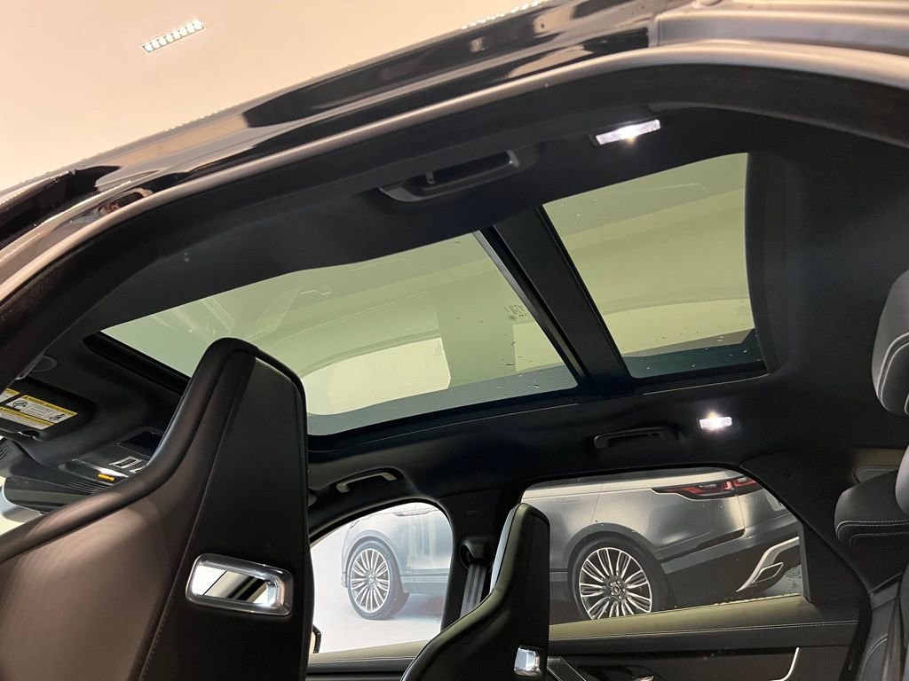 New 2025 Jaguar F-PACE R-Dynamic S AWD/4WD image 12