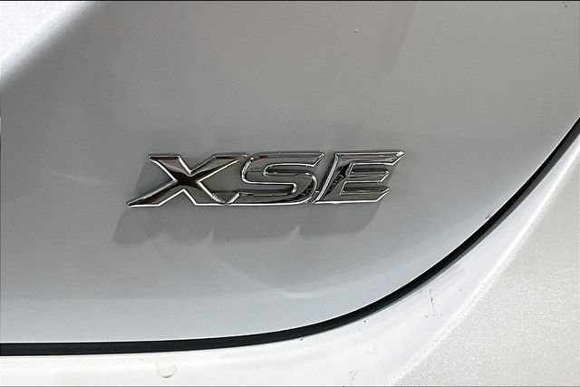 Used 2020 Toyota Camry XSE FWD image 30