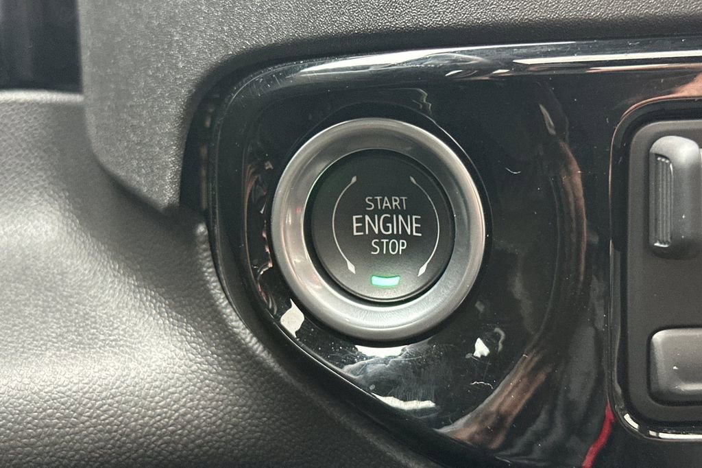 Used 2024 Chevrolet Silverado 1500 ZR2 w/ Technology Package image 22