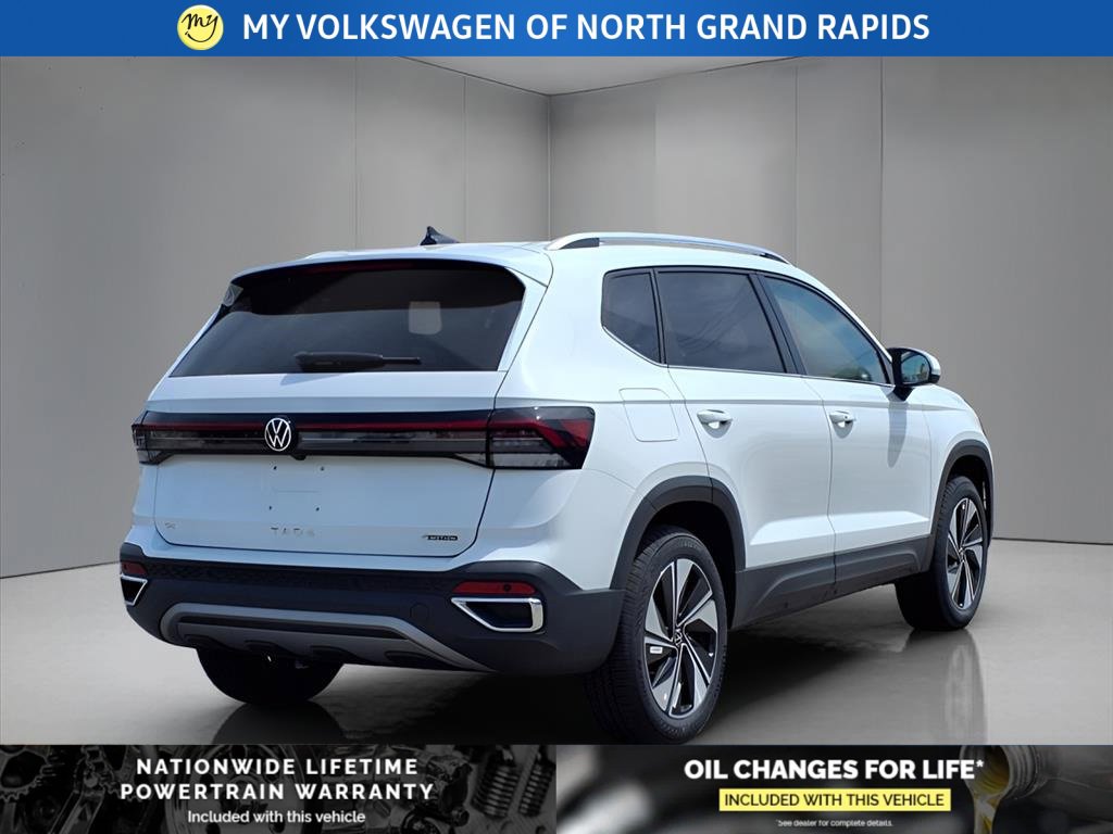 New 2025 Volkswagen Taos SE image 4