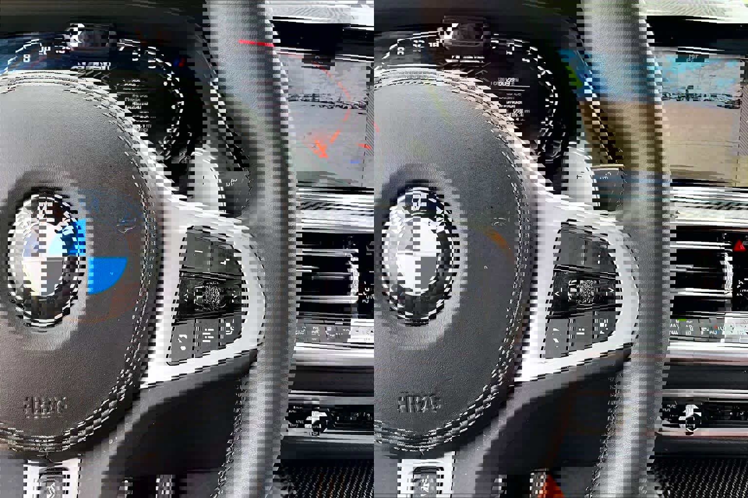 Used 2022 BMW X6 M50i w/ Executive Package AWD/4WD image 23